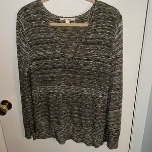 Long sleeve sweater size L